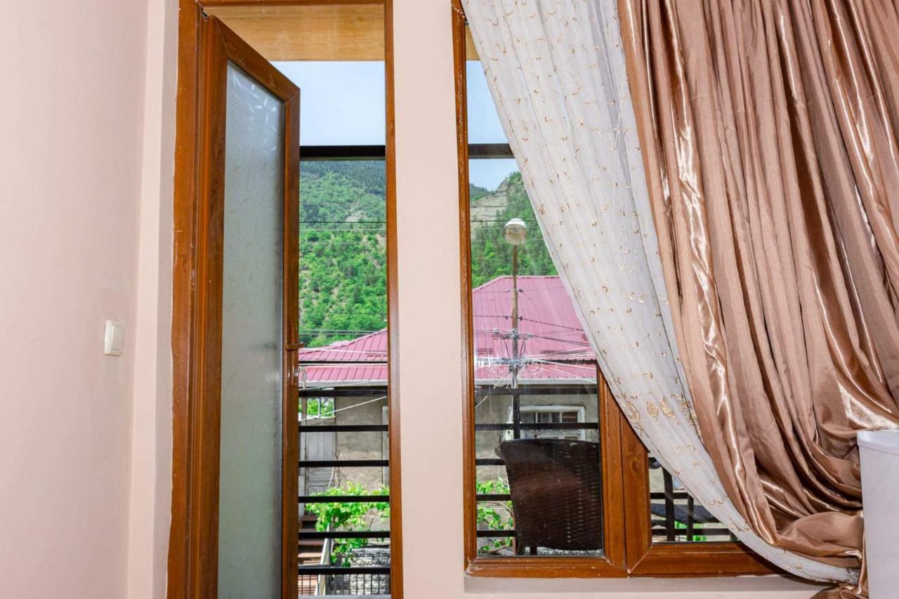 Shera Hotel Боржоми Екстериор снимка