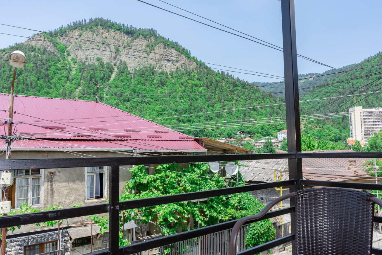 Shera Hotel Боржоми Екстериор снимка
